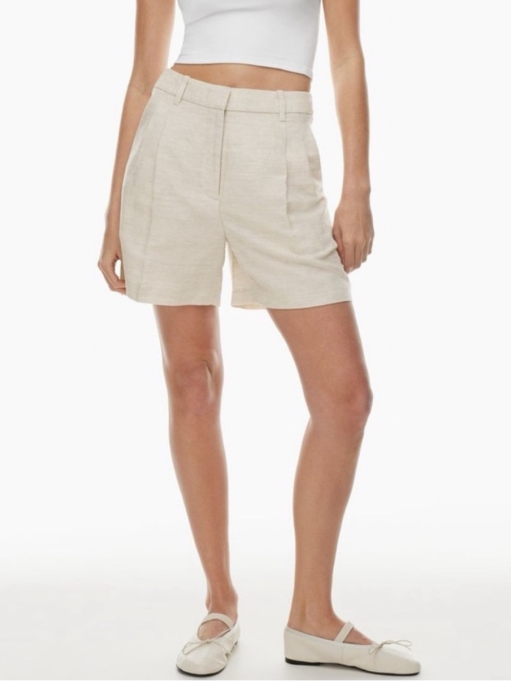 Aritzia Linen Tailored Shorts — Light Cream